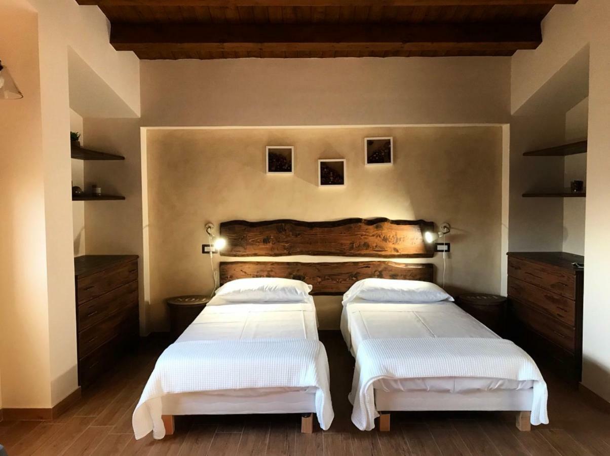 Bed and Breakfast La Pergola Santa Lucia del Mela Esterno foto