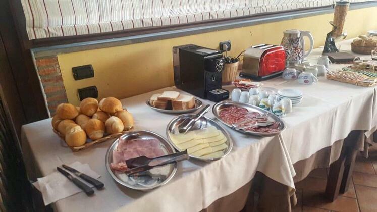Bed and Breakfast La Pergola Santa Lucia del Mela Esterno foto